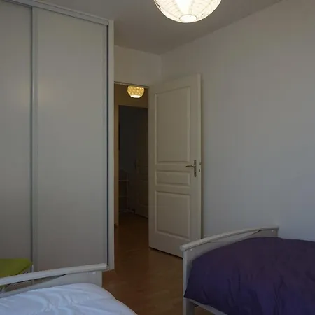 Apartment Bel Central Avec Piscine Chauffee, Balcon Et Terrasse - 3 Pieces, 70m², Parking Inclus - Fr-1-465-9